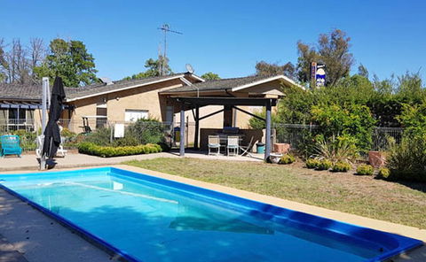 Amber Court Motor Inn - Dalby Accommodation 2