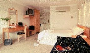 Astor Metropole & Apartment - Dalby Accommodation 0