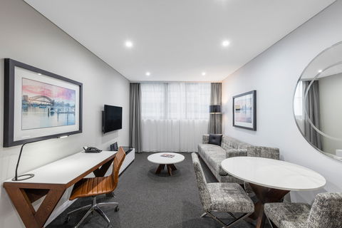 Meriton Serviced Apartments North Sydney - Dalby Accommodation 1