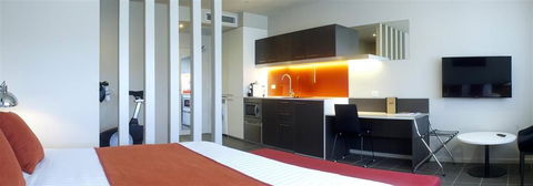 Abode Woden - Dalby Accommodation 1