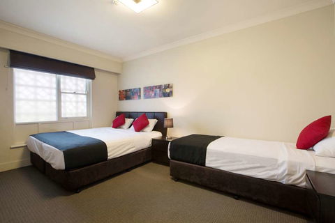 Enfield Hotel - Dalby Accommodation 1