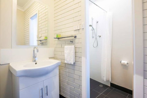 Nightcap at Playford Tavern - Dalby Accommodation 1