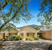 Quest Trinity House - Dalby Accommodation