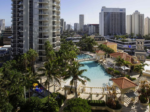 Mantra Towers of Chevron Surfers - Dalby Accommodation 1