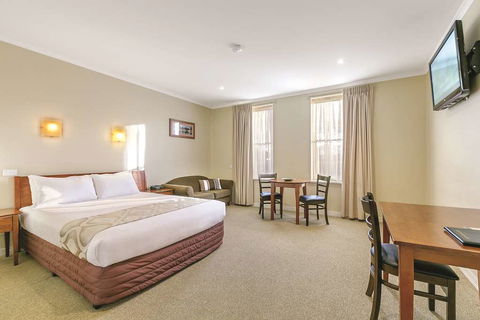 Lake Inn Ballarat - Dalby Accommodation 4