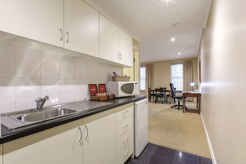 Lake Inn Ballarat - Dalby Accommodation 7