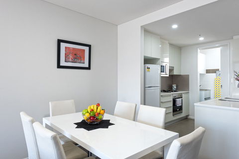 Astra Apartments North Sydney - Dalby Accommodation 6