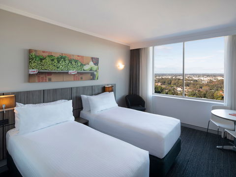 Mercure Sydney Bankstown - Dalby Accommodation 4
