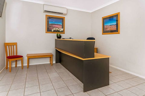 Comfort Inn & Suites Karratha - Dalby Accommodation 9