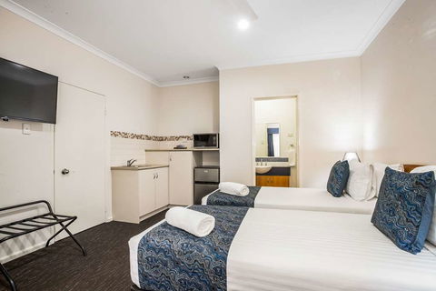 Karratha Central Apartments - Dalby Accommodation 4