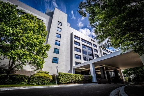Crowne Plaza Canberra - Dalby Accommodation 1