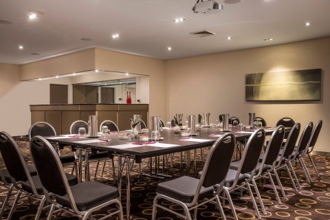 Crowne Plaza Canberra - Dalby Accommodation 10