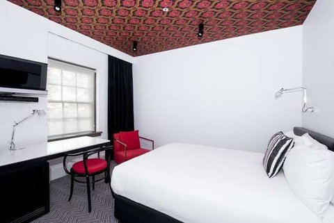 Peppers Gallery Hotel, Canberra - Dalby Accommodation 2