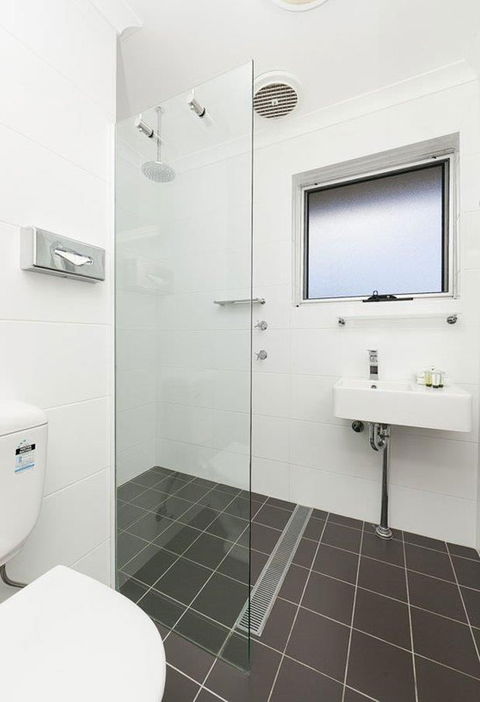 Forrest Hotel & Apartments - Dalby Accommodation 5
