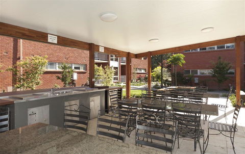 Forrest Hotel & Apartments - Dalby Accommodation 8