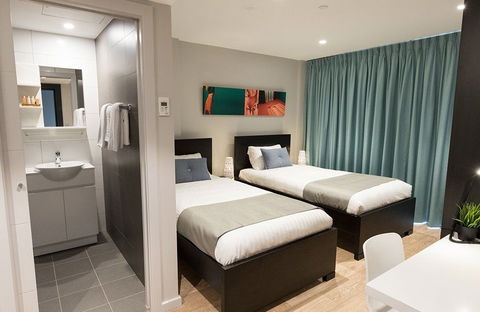 Studio 8 Residences (Adults Only) - Dalby Accommodation 4