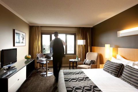 PARKROYAL Parramatta - Dalby Accommodation 5