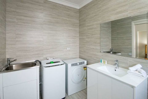 APX Apartments Parramatta - Dalby Accommodation 14