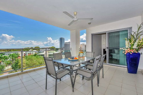 Argus Apartments Darwin - Dalby Accommodation 14