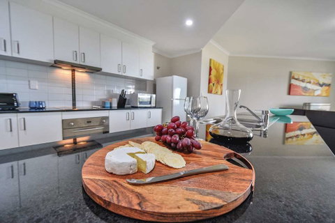 Argus Apartments Darwin - Dalby Accommodation 15