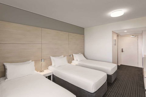 Vibe Hotel Darwin Waterfront - Dalby Accommodation 7