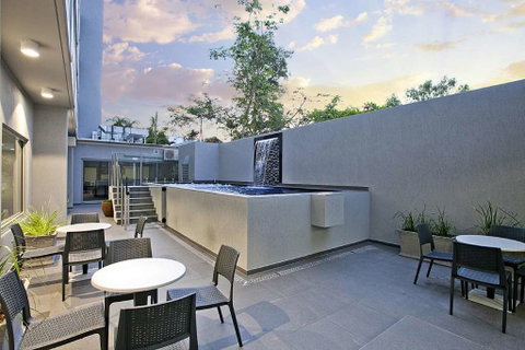 Argus Hotel Darwin - Dalby Accommodation 11