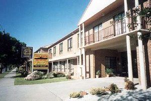 Holbrook Town Centre Motor Inn - Dalby Accommodation 0