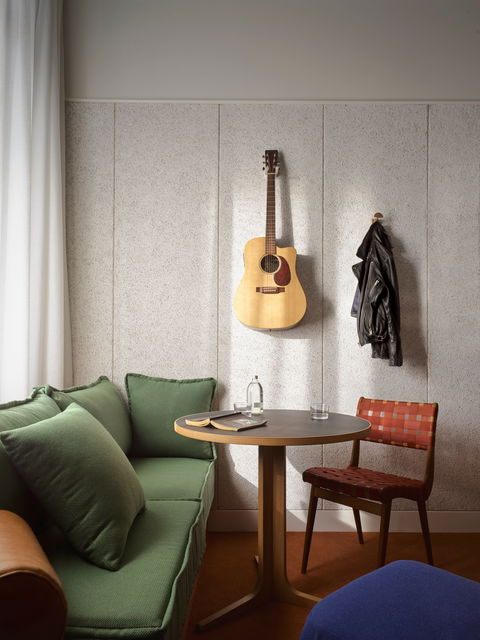 ACE Hotel Sydney - Dalby Accommodation 1