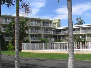 Cabarita Lake Apartments - Dalby Accommodation 0