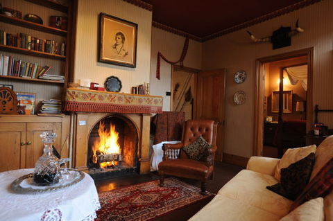 Alice's Cottages - Dalby Accommodation 1