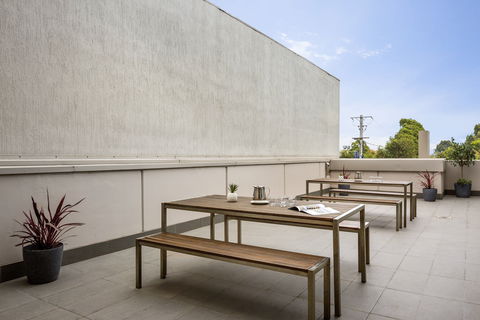 Quest Ivanhoe - Dalby Accommodation 1