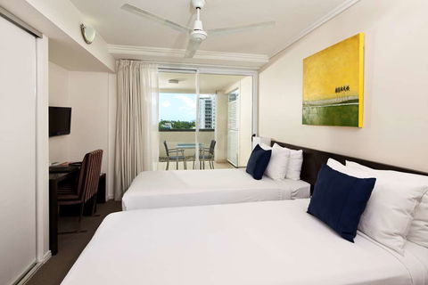 Cairns Central Plaza Apartment - Dalby Accommodation 2