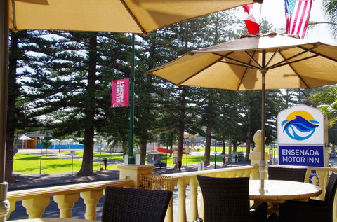 Ensenada Motor Inn - Dalby Accommodation 1
