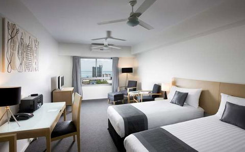 Mantra Pandanas - Dalby Accommodation 1