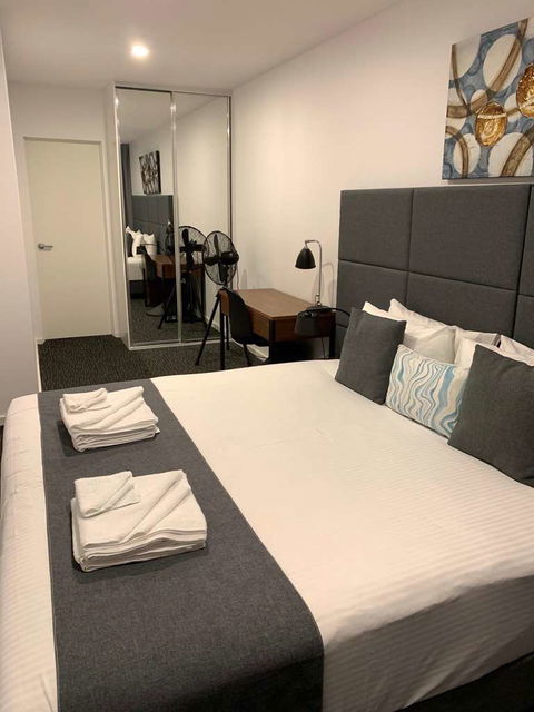 Adelaide Dress Circle Apartments - Dalby Accommodation 1