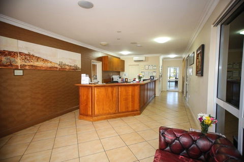 Roma Explorers Inn - Dalby Accommodation 1