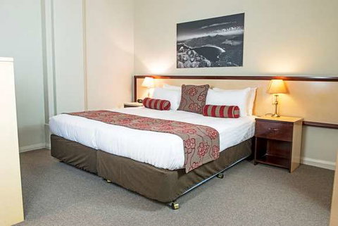 Mantra One Sandy Bay Road - Dalby Accommodation 2