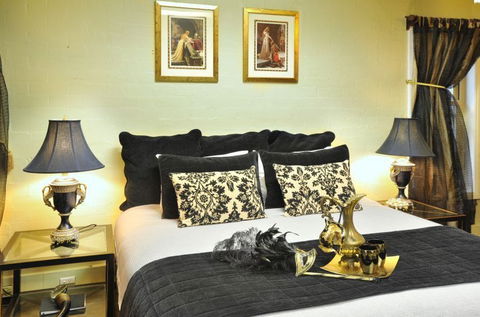 Adeline Bed & Breakfast - Dalby Accommodation 15