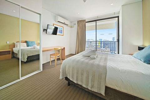 All Suites Perth - Dalby Accommodation 6
