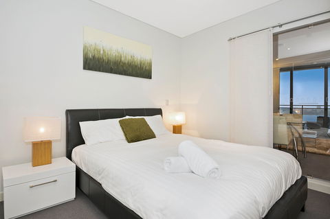 Astra Apartments Perth - Dalby Accommodation 3