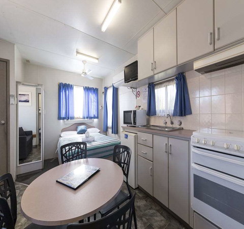 BIG4 Albury Tourist Park - Dalby Accommodation 2