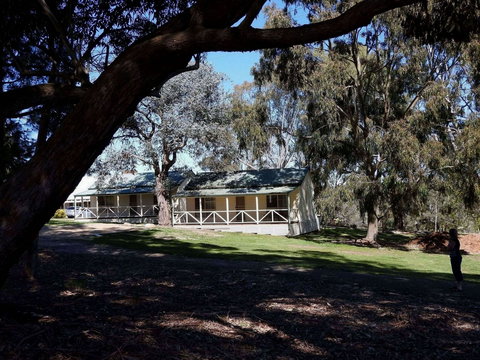 Golden Heritage Motor Inn & Cottages - Dalby Accommodation 4