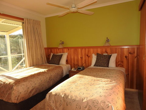Golden Heritage Motor Inn & Cottages - Dalby Accommodation 8