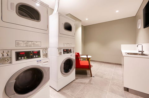 Holiday Inn Express Newcastle - Dalby Accommodation 16