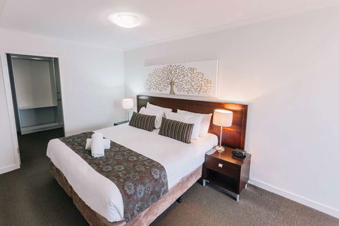 Newcastle Central Plaza - Dalby Accommodation 3