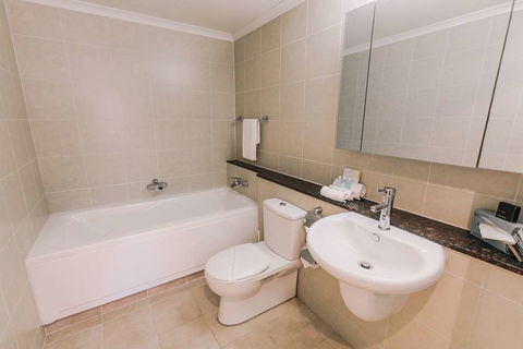 Newcastle Central Plaza - Dalby Accommodation 8