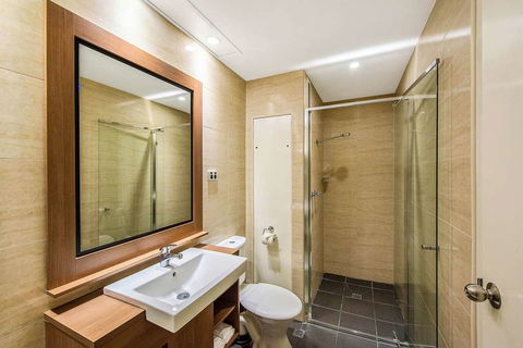 Quality Hotel Ambassador Perth - Dalby Accommodation 5