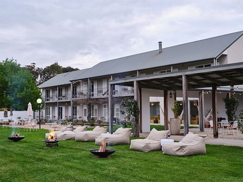 Lindenwarrah Hotel - Dalby Accommodation 1