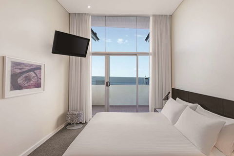 Adina Apartment Hotel Perth - Dalby Accommodation 5