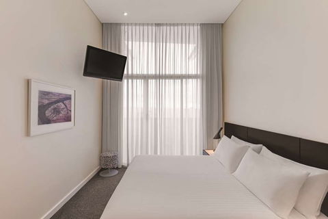 Adina Apartment Hotel Perth - Dalby Accommodation 10